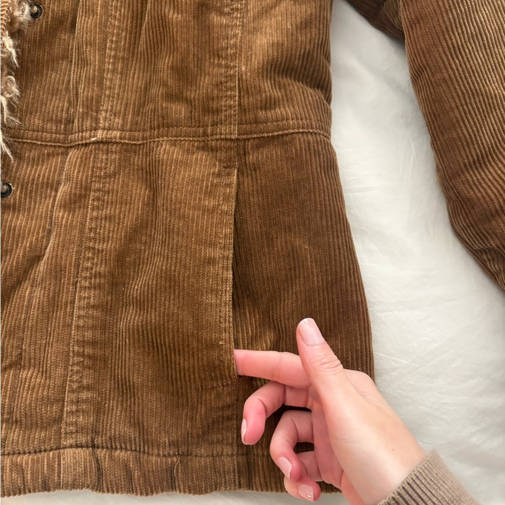 Y2K Lei Brown Corduroy Jacket with Faux Fur Lining - Picture 5 of 8